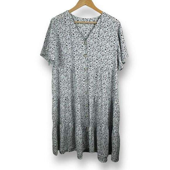 Boutique Women's Size L Drop Waist Leopard Print Tee Dress Button Front - Picture 1 of 9